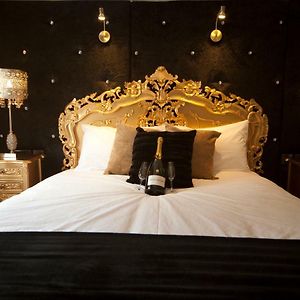 King Room Spa Bath
